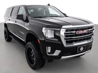 Used 2022 GMC Yukon XL SLT w/ SLT Luxury Package image 1