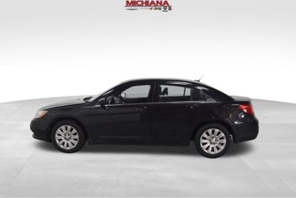 Used 2014 Chrysler 200 LX image 1