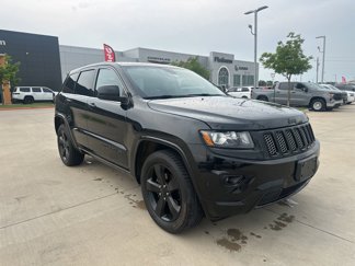 Used 2015 Jeep Grand Cherokee Altitude image 1