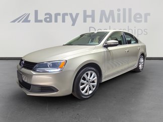 Used 2013 Volkswagen Jetta SE image 1