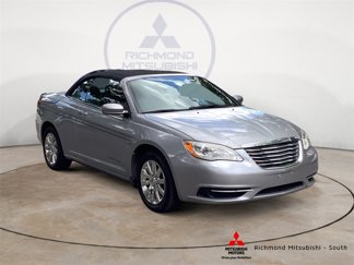 Used 2013 Chrysler 200 Touring image 1