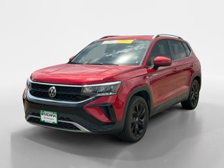Used 2022 Volkswagen Taos SE image 1