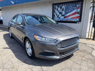 Used 2014 Ford Fusion SE image 1