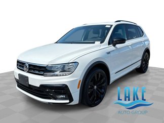 Used 2021 Volkswagen Tiguan SE R-Line image 1