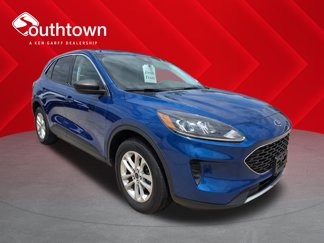 Used 2022 Ford Escape SE image 1