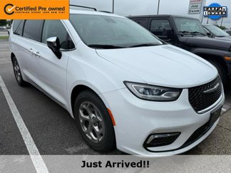 Certified 2023 Chrysler Pacifica Limited image 1