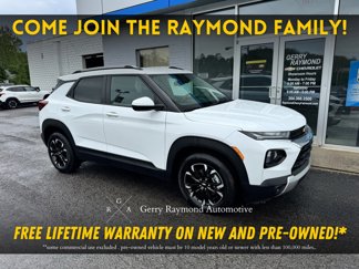 Used 2022 Chevrolet TrailBlazer LT w/ LPO, Blackout Package image 1