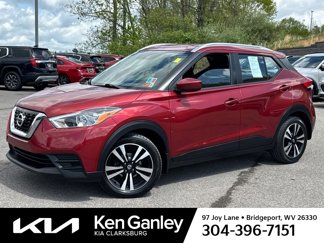 Used 2018 Nissan Kicks SV image 1