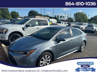 Used 2022 Toyota Corolla LE image 1