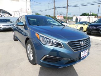 Used 2015 Hyundai Sonata SE image 1
