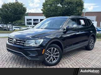 Used 2019 Volkswagen Tiguan SE image 1