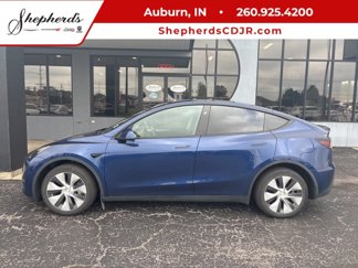 Used 2023 Tesla Model Y Long Range image 1