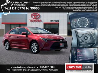 Used 2021 Toyota Corolla LE image 1