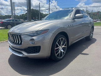 Used 2018 Maserati Levante GranLusso image 1