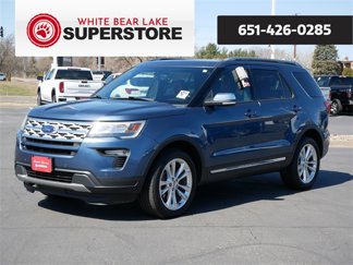 Used 2019 Ford Explorer XLT image 1
