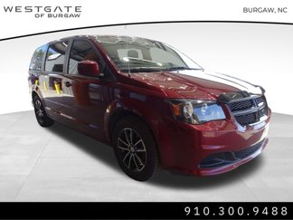 Used 2017 Dodge Grand Caravan SE image 1