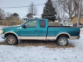 Used 1998 Ford F150 XLT image 1
