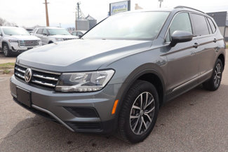 Used 2020 Volkswagen Tiguan SE image 1