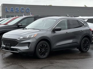 Certified 2022 Ford Escape SE w/ Cold Weather Package image 1