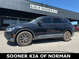 Used 2018 Volkswagen Tiguan SE w/ 3rd Row Seat Package image 1