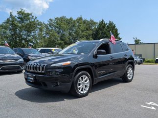 Used 2018 Jeep Cherokee Latitude w/ Safety Group image 1