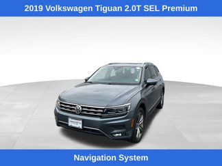 Used 2019 Volkswagen Tiguan SEL Premium w/ 3rd Row Seat Package image 1