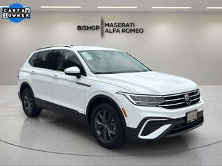 Used 2024 Volkswagen Tiguan SE image 1