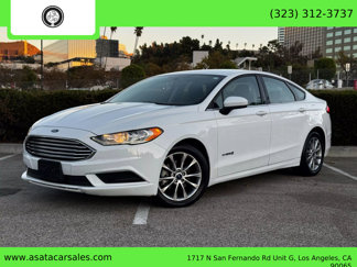 Used 2017 Ford Fusion SE image 1