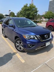 Used 2017 Nissan Pathfinder SL w/ SL Tech Package image 1