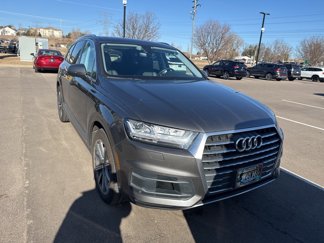 Used 2019 Audi Q7 3.0T Premium w/ Towing Package image 1