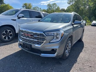 Used 2023 GMC Terrain Denali w/ Denali Premium Package image 1