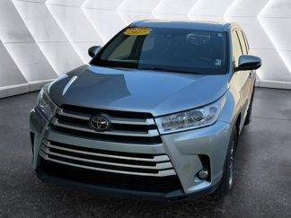 Used 2017 Toyota Highlander XLE image 1