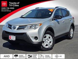 Used 2015 Toyota RAV4 LE image 1