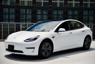 Used 2022 Tesla Model 3 Long Range image 1