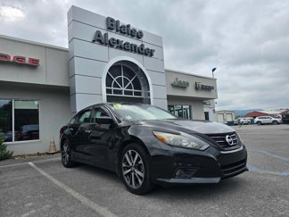 Used 2017 Nissan Altima 2.5 SR image 1