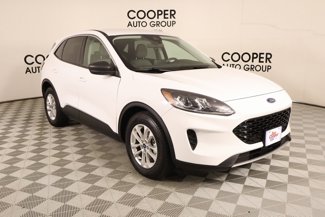 Used 2022 Ford Escape SE image 1
