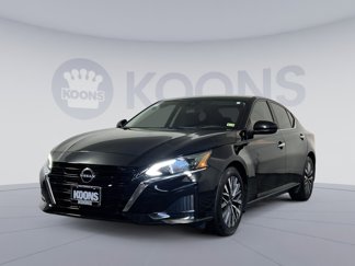 Used 2023 Nissan Altima 2.5 SV image 1