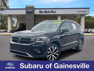 Used 2022 Volkswagen Taos SE image 1