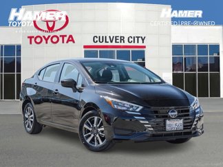 Used 2025 Nissan Versa SV image 1