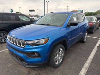 Used 2022 Jeep Compass Latitude w/ Convenience Group image 1