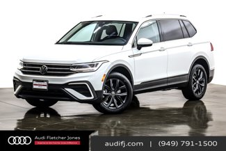 Used 2024 Volkswagen Tiguan SE image 1