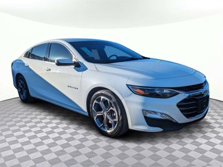 Used 2022 Chevrolet Malibu LT image 1