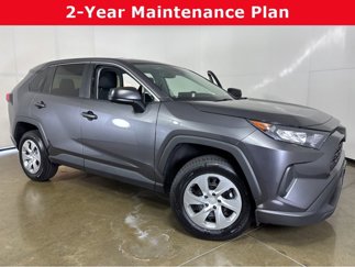 Used 2022 Toyota RAV4 LE image 1