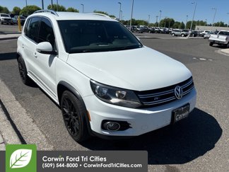 Used 2016 Volkswagen Tiguan R-Line image 1