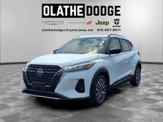 Used 2024 Nissan Kicks SR image 1
