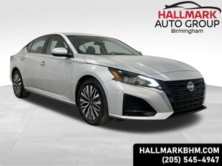 Certified 2023 Nissan Altima 2.5 SV image 1