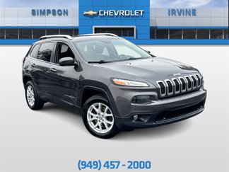 Used 2017 Jeep Cherokee Latitude image 1