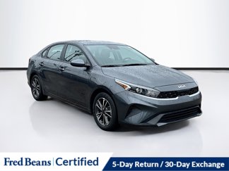 Used 2022 Kia Forte LXS image 1