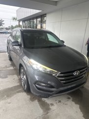 Used 2016 Hyundai Tucson Limited image 1