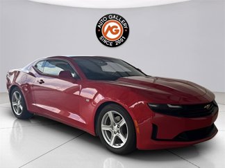 Used 2023 Chevrolet Camaro LT image 1